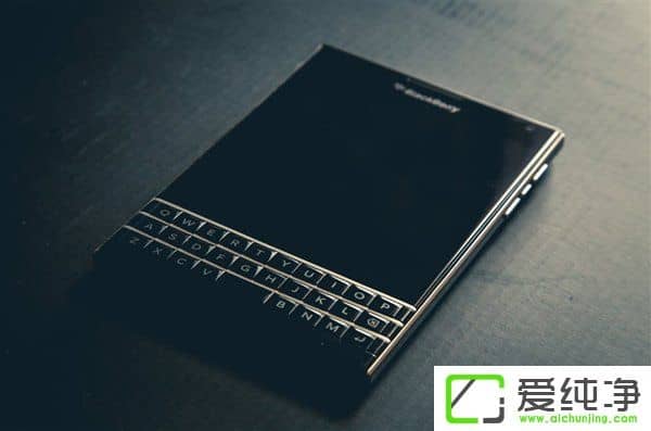 BlackBerry������������ݮ������BlackBerryϵͳ