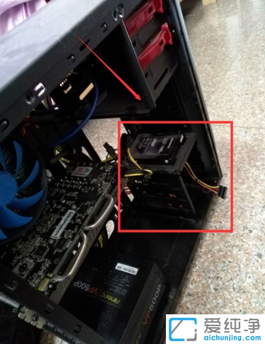 台式主机加装硬盘方法