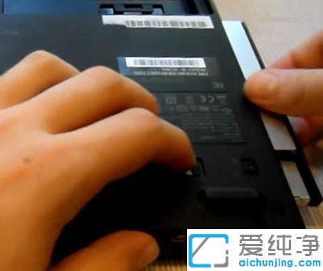 联想t420笔记本怎么拆机清灰